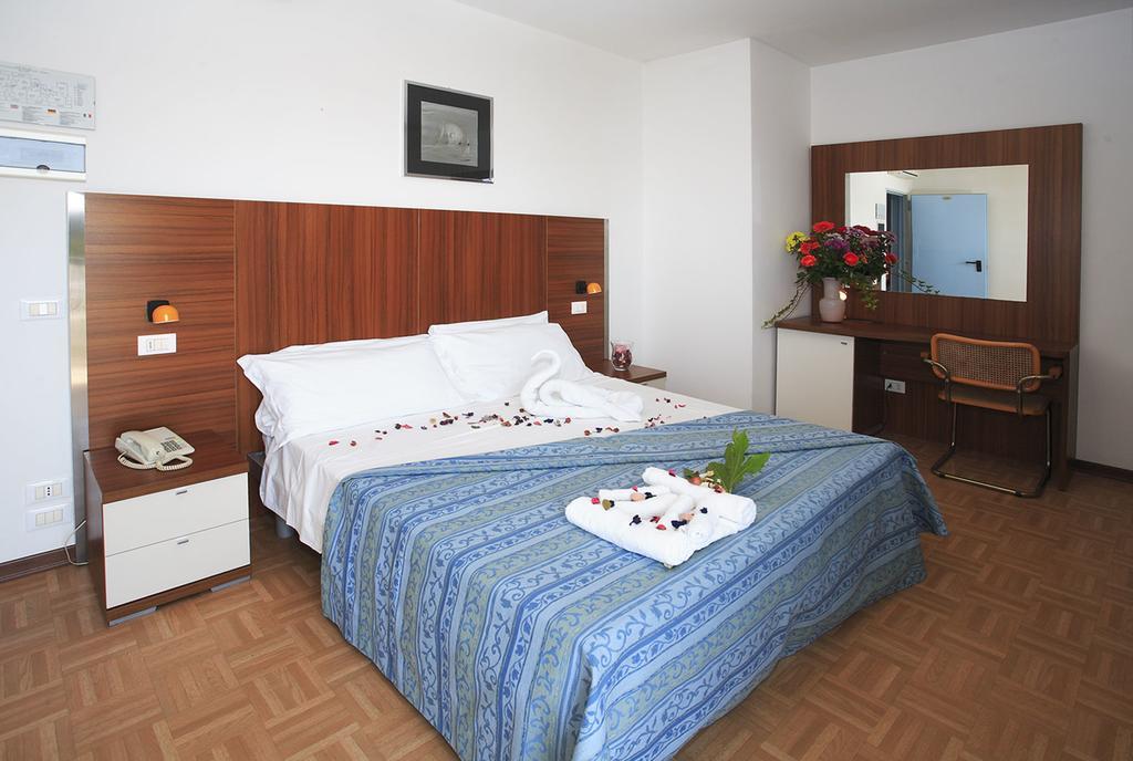 Hotel Aspe Bibione Ngoại thất bức ảnh